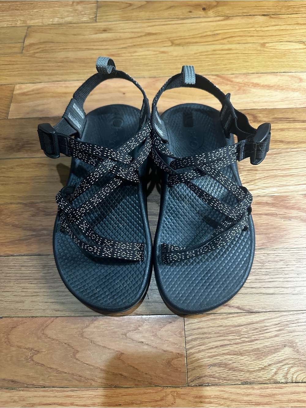 Chaco Zx1 Ecotread Youth Hiking Black Sandals Size 2